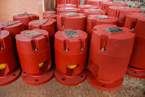 رأس أنابيب الهواء من نوع الطوافة البحرية